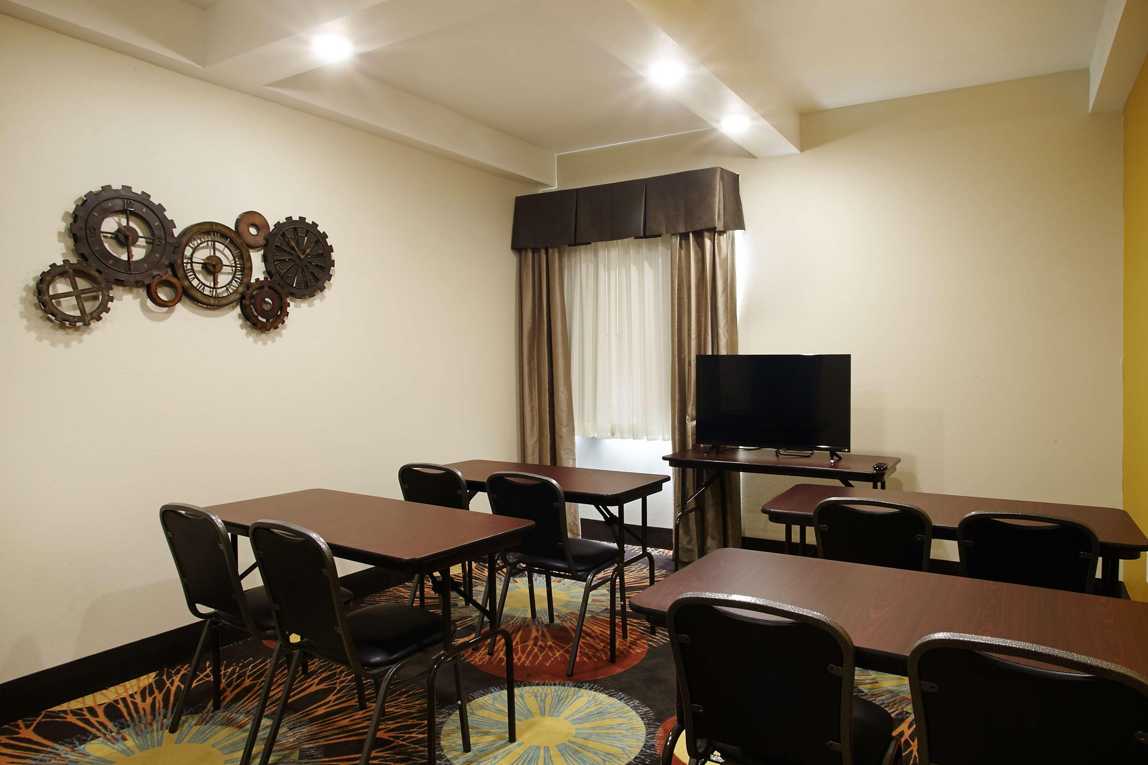 Best Western Plus Madison-Huntsville Hotel Buitenkant foto